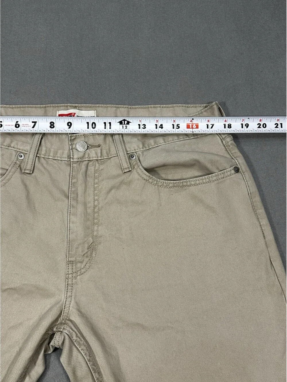 Levis tagged 38x29